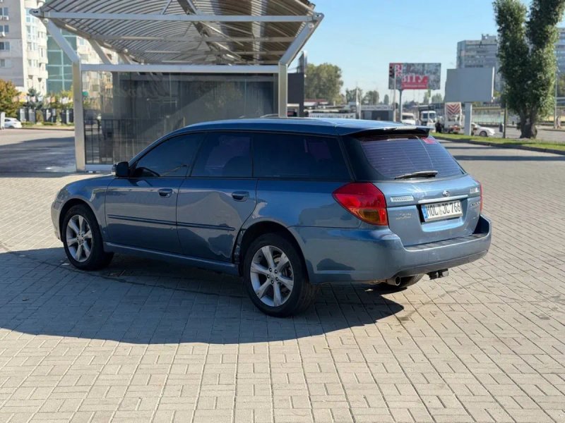 Subaru Legacy 2.0 бензин 4х4 — фото 5