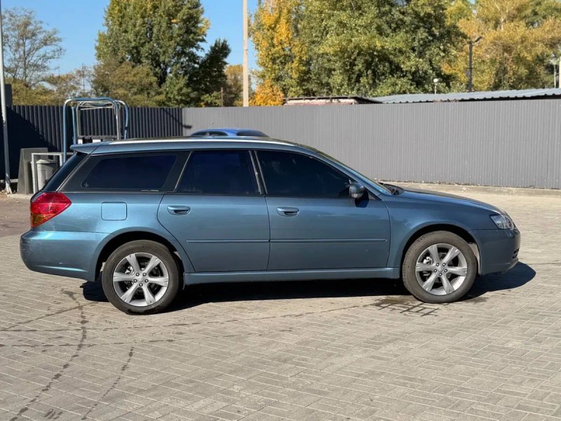 Subaru Legacy 2.0 бензин 4х4 — фото 8