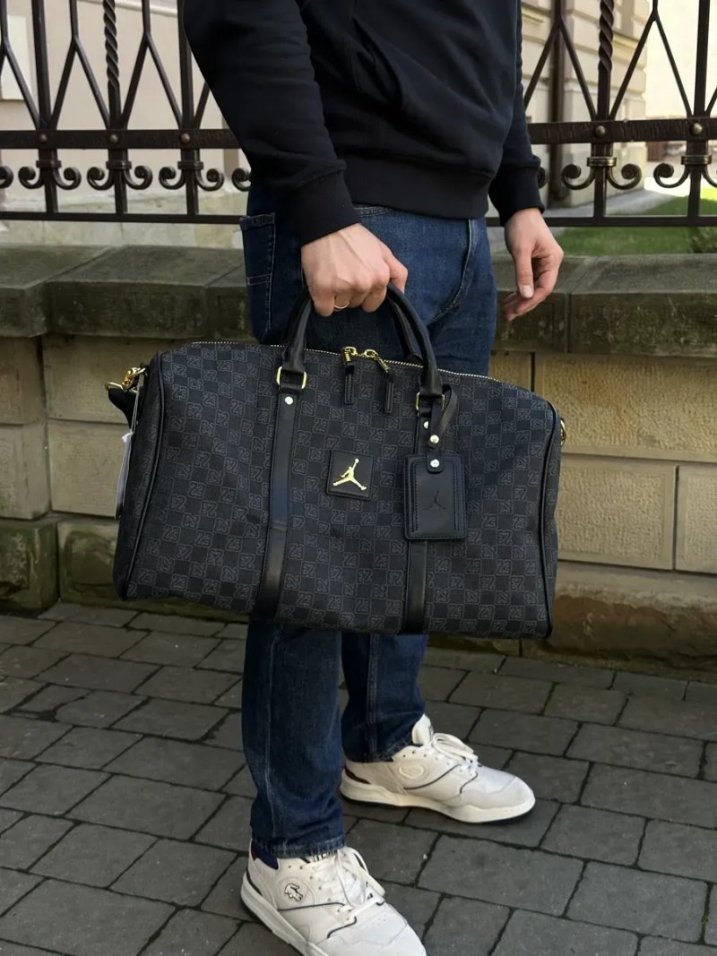 Сумка чоловіча Air Jordan Monogram Duffle Bag Grey копія 1:1 — фото 6