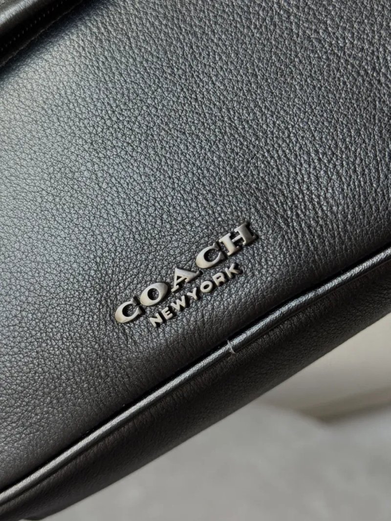 Сумка чоловіча Coach Academy Crossbody in Pebble Leather Total Black копія 1:1 — фото 7