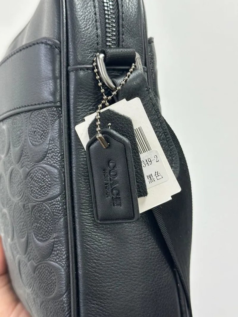 Сумка чоловіча Coach Charles Camera Crossbody Messenger Bag Textured Black копія 1:1 — фото 4