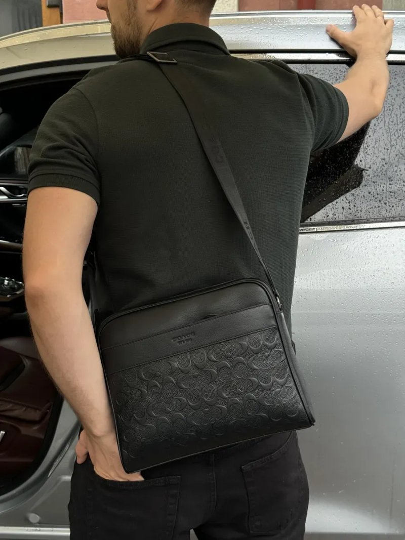 Сумка чоловіча Coach Charles Camera Crossbody Messenger Bag Textured Black копія 1:1 — фото 6