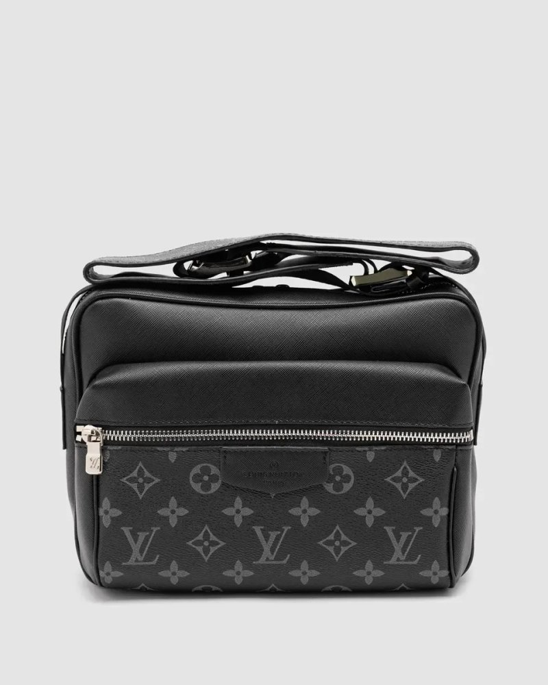Сумка чоловіча Louis Vuitton Eclipse Outdoor Messenger Monogram Taiga Black копія 1:1 — фото 2