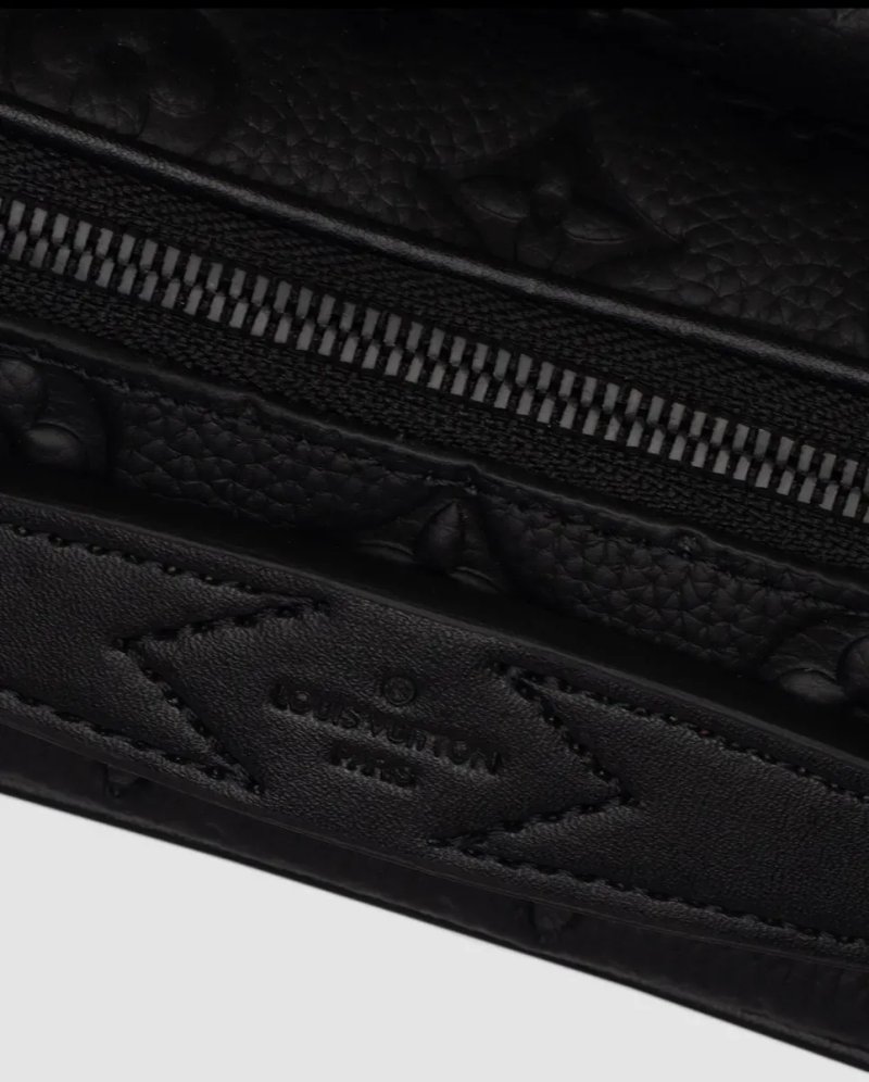 Сумка чоловіча Louis Vuitton S Lock Messenger 2Way Shoulder Bag Monogram Embossed Black копія 1:1 — фото 3