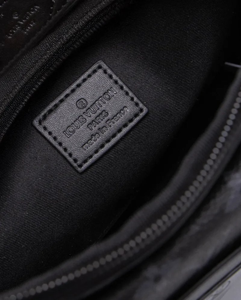 Сумка чоловіча Louis Vuitton S Lock Messenger Damier Graphite Canvas Grey копія 1:1 — фото 6