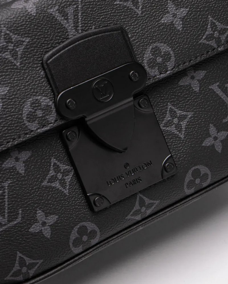 Сумка чоловіча Louis Vuitton S Lock Messenger Damier Graphite Canvas Grey копія 1:1 — фото 4