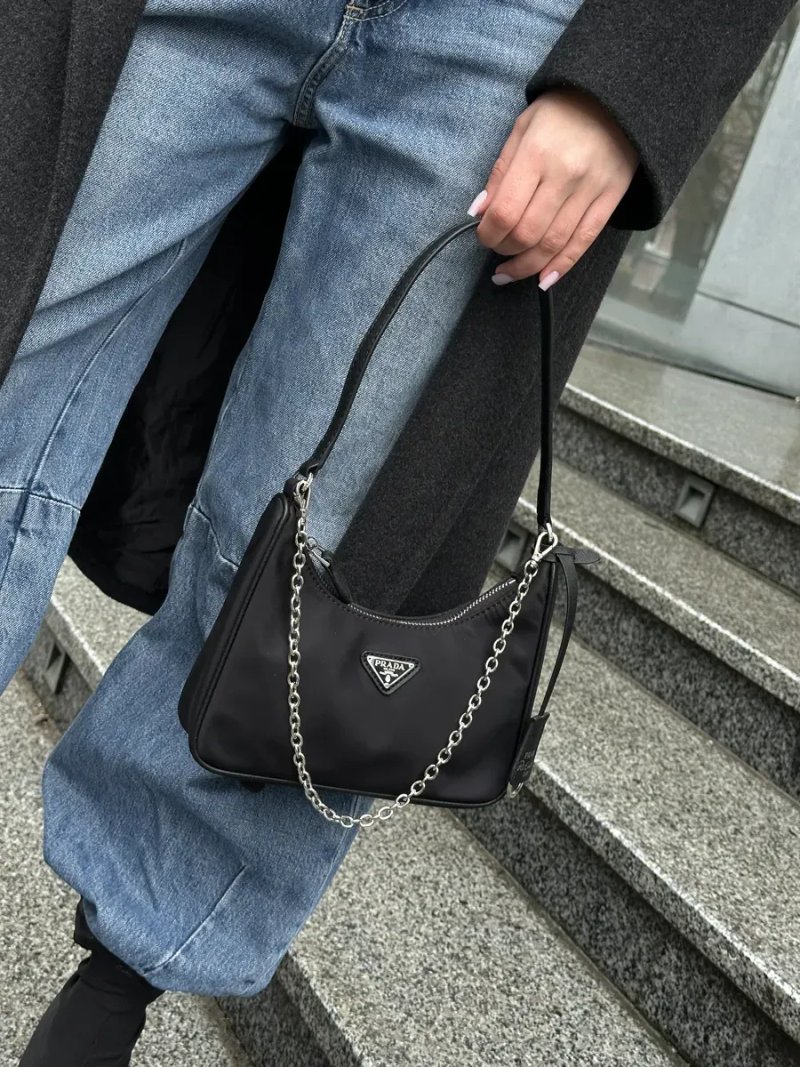 Сумка Prada Re-Edition 2005 Re-Nylon and Saffiano Mini Black копія 1:1 — фото 7
