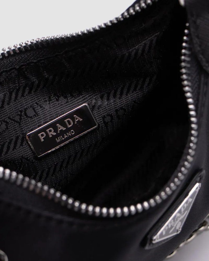 Сумка Prada Re-Edition 2005 Re-Nylon and Saffiano Mini Black копія 1:1 — фото 5