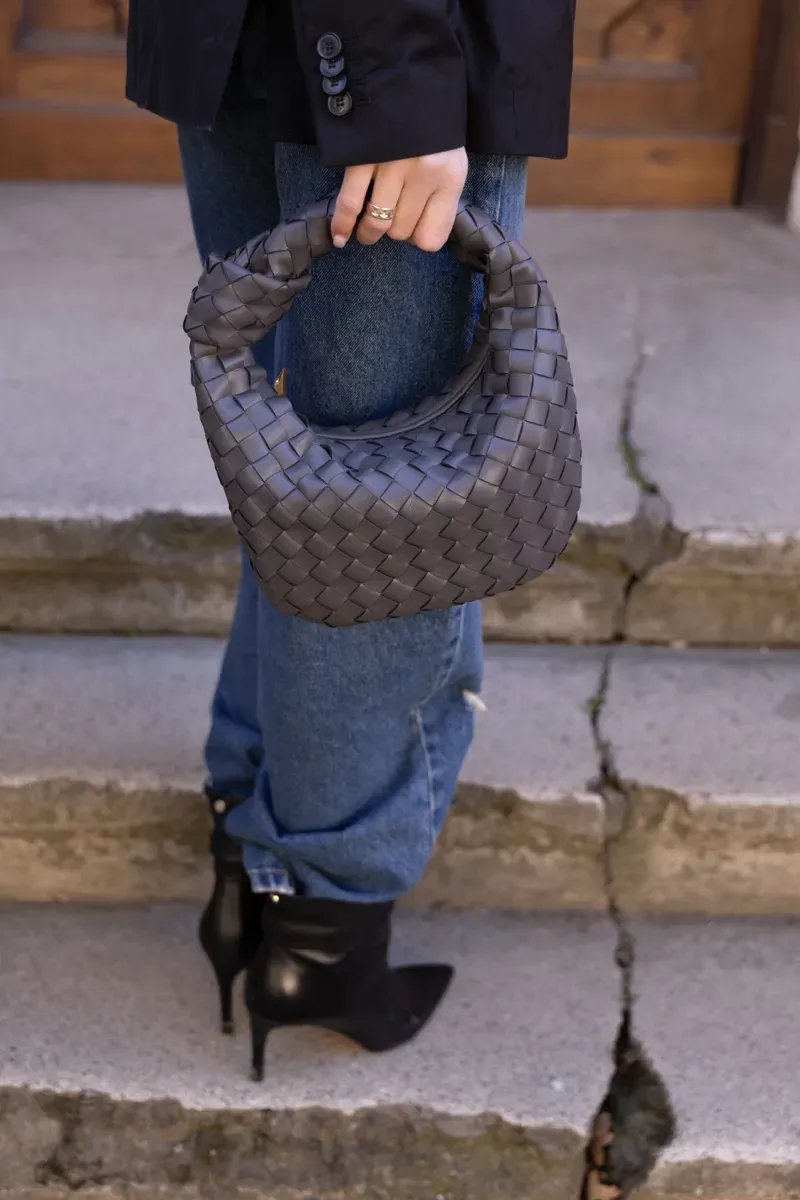 Сумка жіноча Bottega Veneta Nappa Intrecciato Mini Jodie Grey копія 1:1 — фото 7