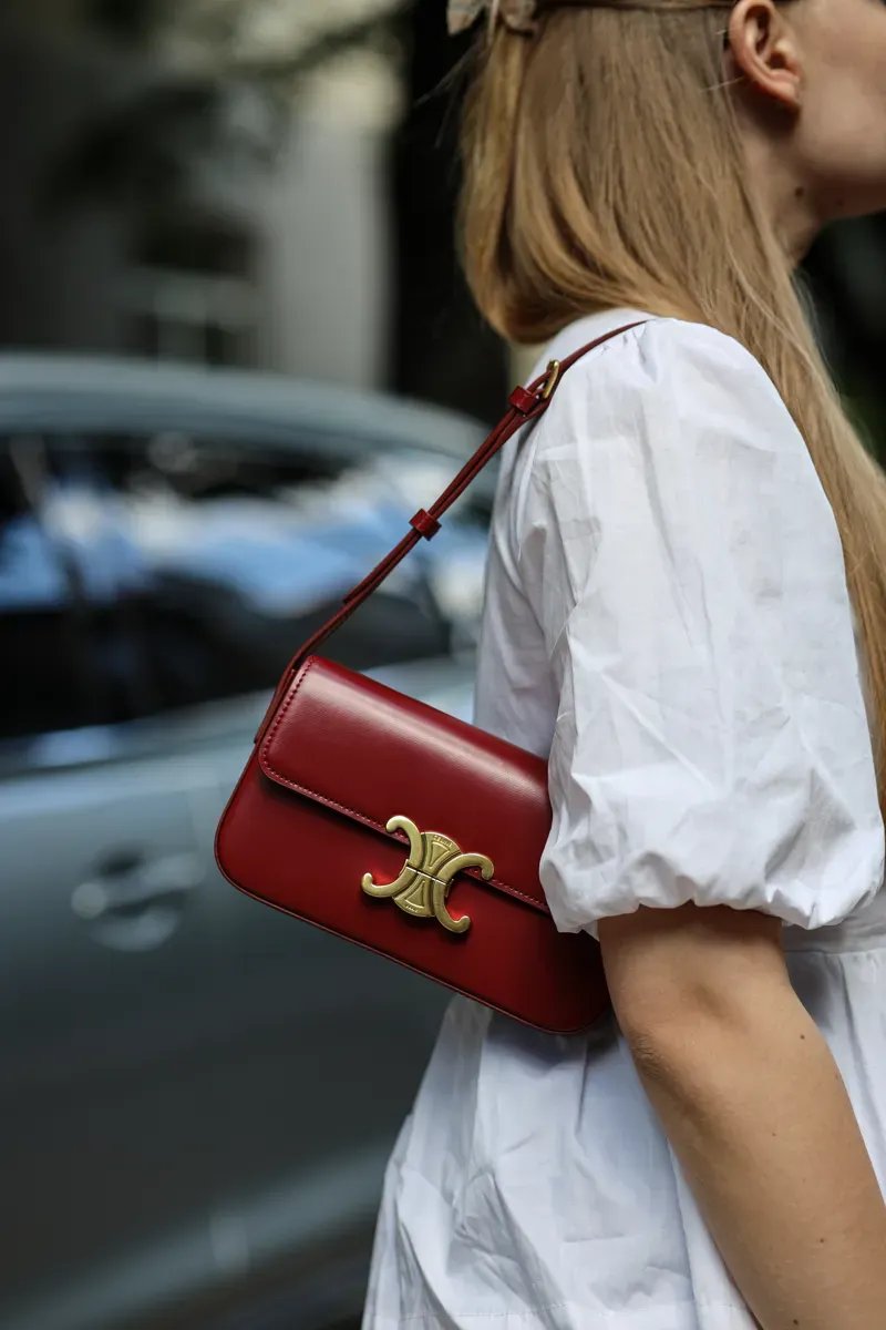 Сумка жіноча Celine Shoulder Bag Claude In Shiny Calfskin Burgundy копія 1:1 — фото 5