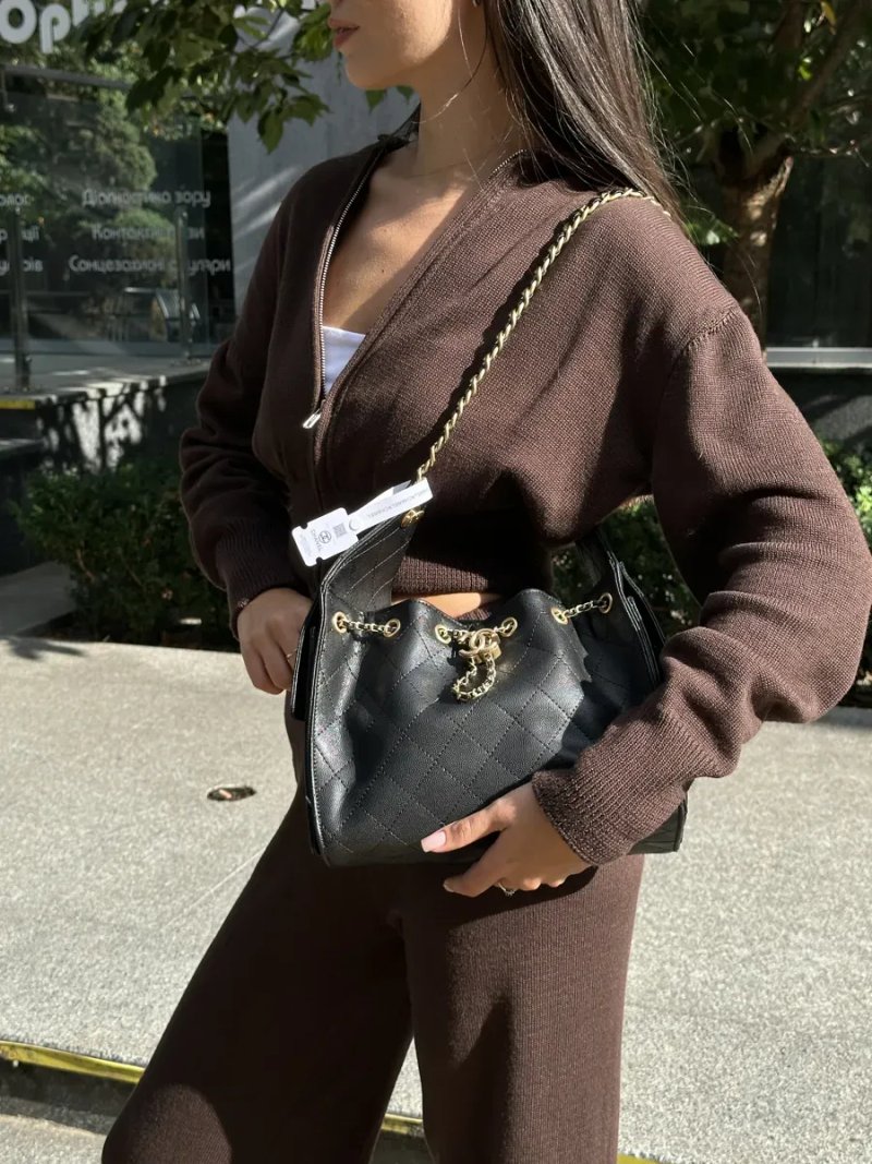 Сумка жіноча Chanel 25 Handbag in Grained Calfskin Black/Gold копія 1:1 — фото 8