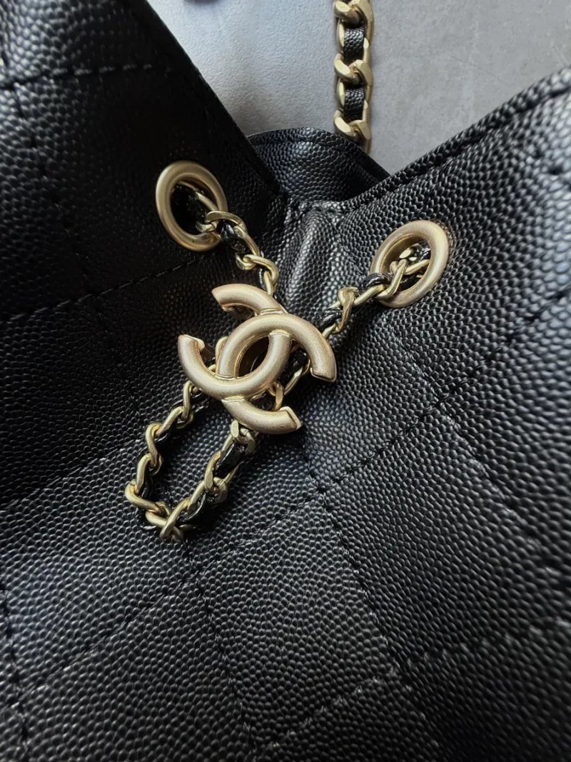 Сумка жіноча Chanel 25 Handbag in Grained Calfskin Black/Gold копія 1:1 — фото 5