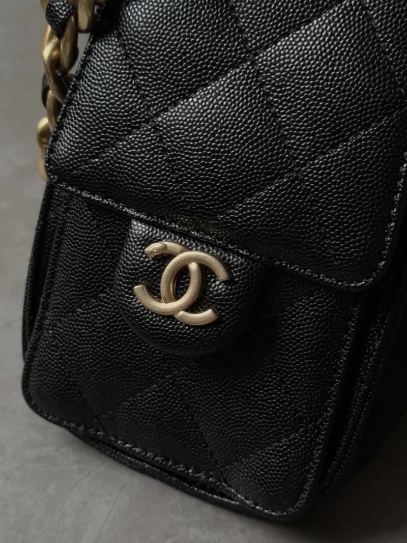 Сумка жіноча Chanel 25 Micro Handbag in Grained Calfskin Black/Gold копія 1:1 — фото 6