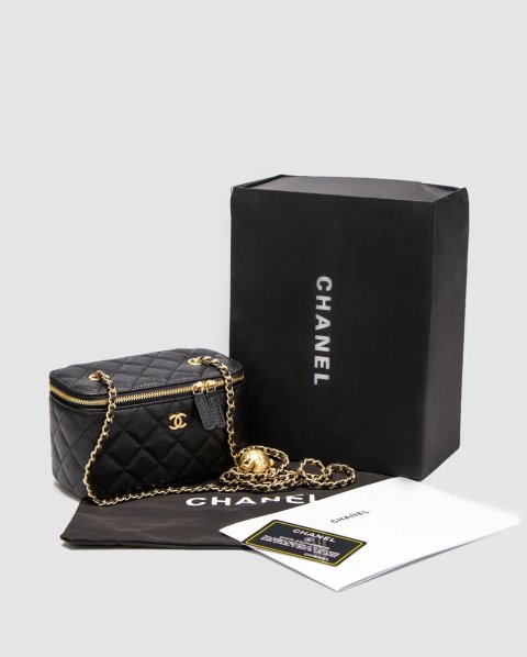 Сумка жіноча Chanel Classic Black Lambskin Pearl Crush Vanity Bag копія 1:1