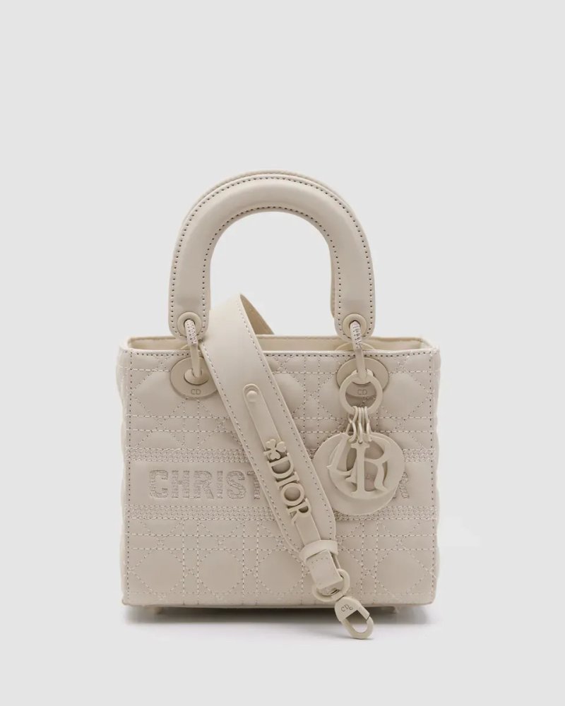 Сумка жіноча Christian Dior Latte Ultramatte Cannage Calfskin Mini Lady Dior Beige копія 1:1 — фото 2