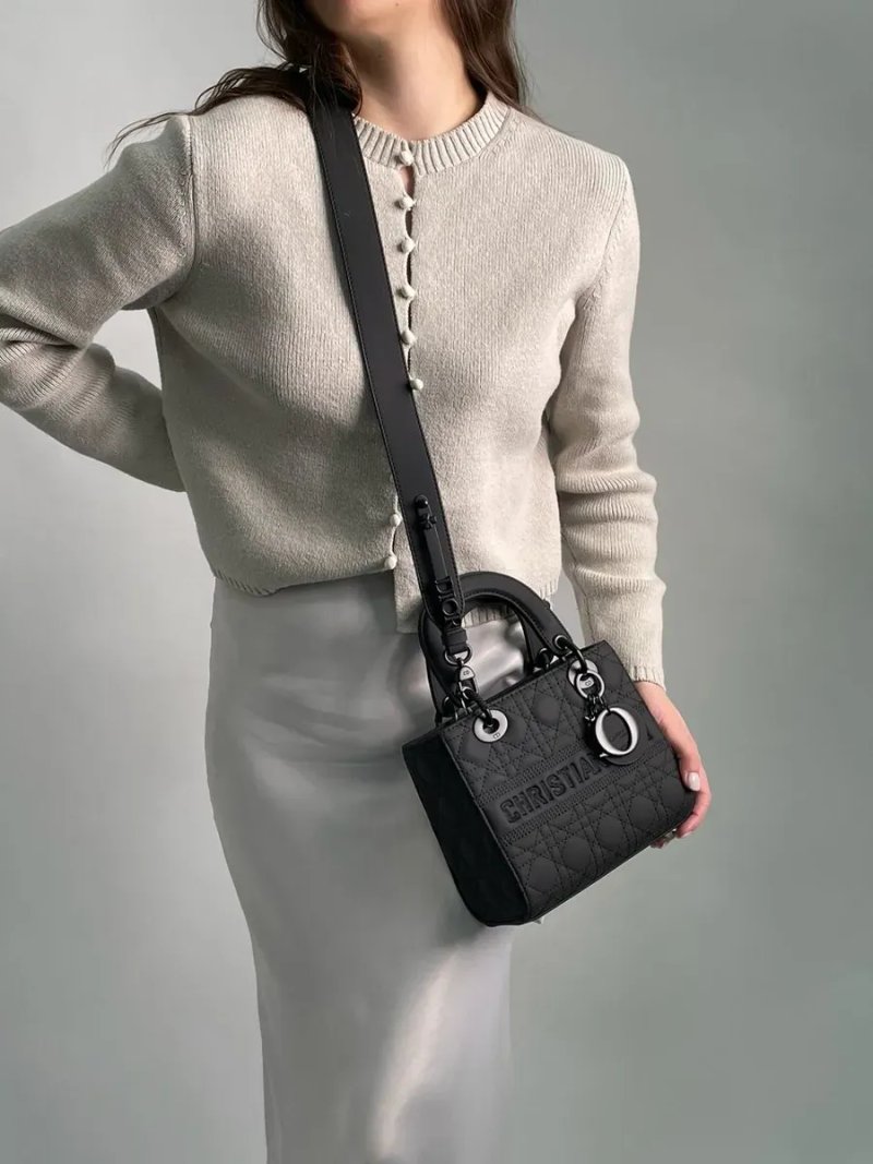 Сумка жіноча Christian Dior Latte Ultramatte Cannage Calfskin Mini Lady Dior Black копія 1:1 — фото 5