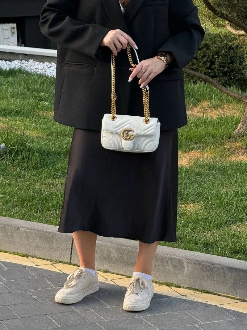 Сумка жіноча Gucci Marmont Mini Shoulder Bag, Gold Hardware копія 1:1 — фото 4