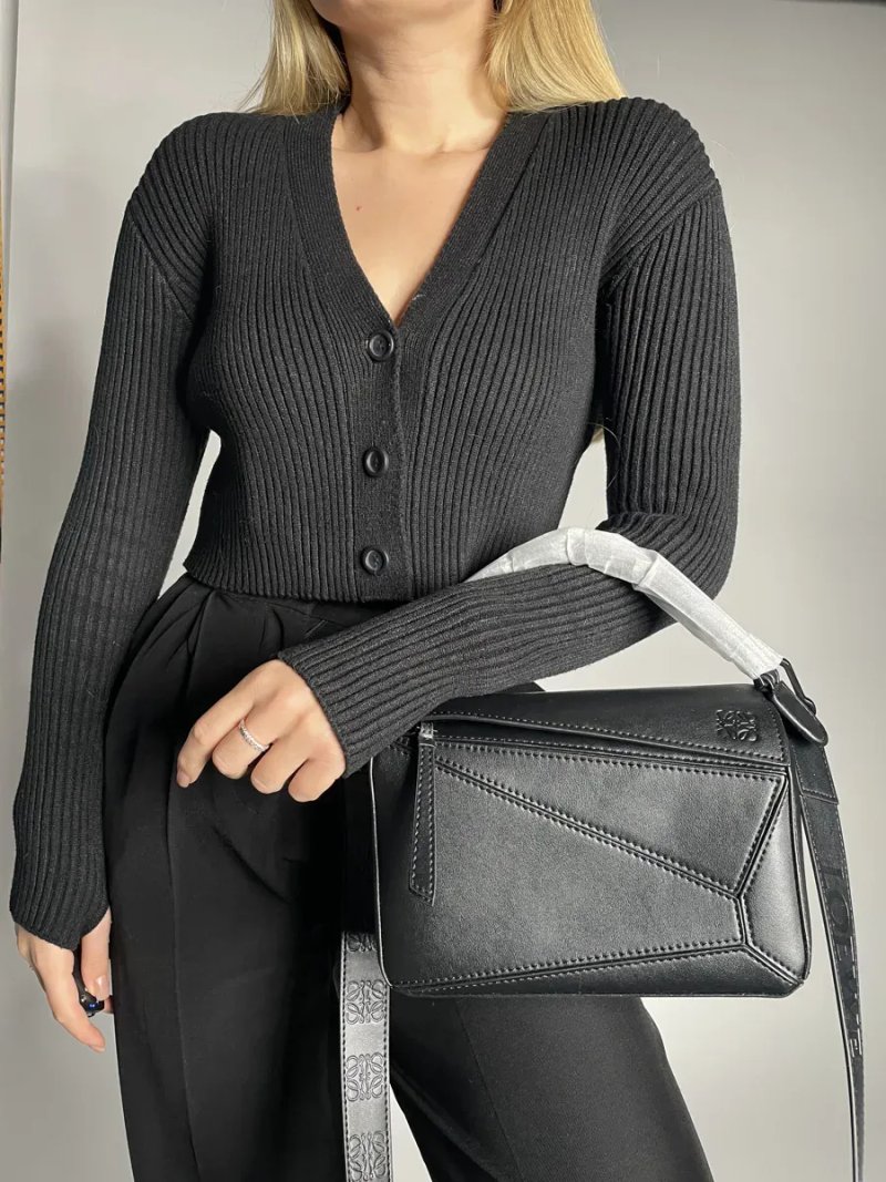 Сумка жіноча Loewe Paula's Ibiza Puzzle Bag In Classic Calfskin Black копія 1:1 — фото 7