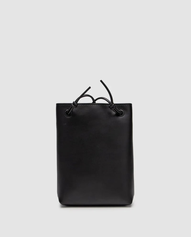 Сумка жіноча Loewe Pebble Pouch in Smooth Calfskin Black копія 1:1 — фото 3