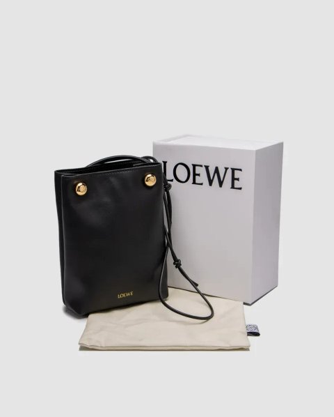Сумка жіноча Loewe Pebble Pouch in Smooth Calfskin Black копія 1:1