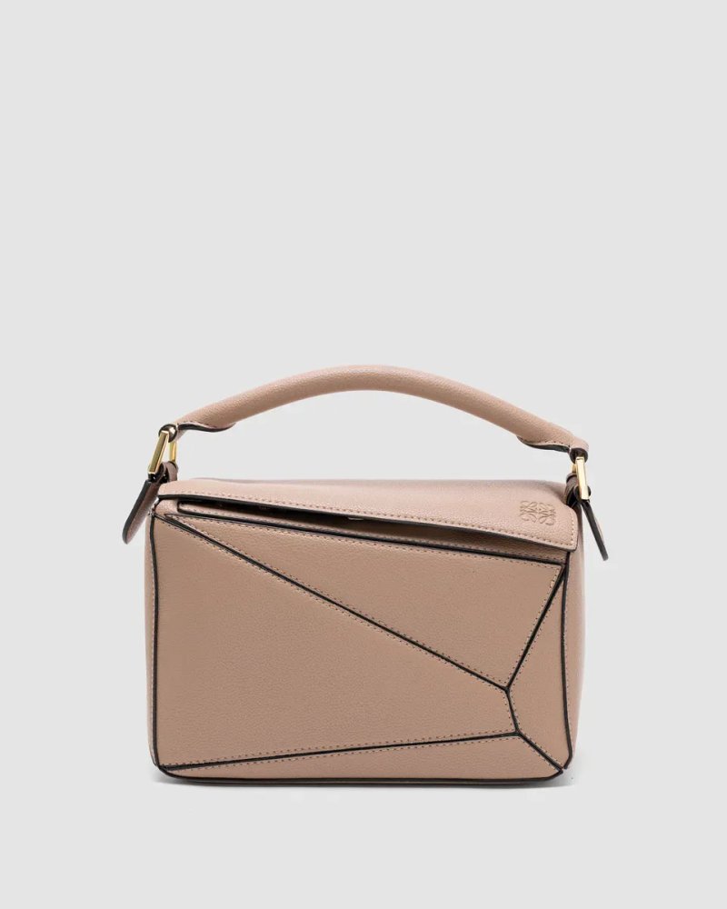Сумка жіноча Loewe Small Puzzle Bag in Classic Calfskin Beige копія 1:1 — фото 2
