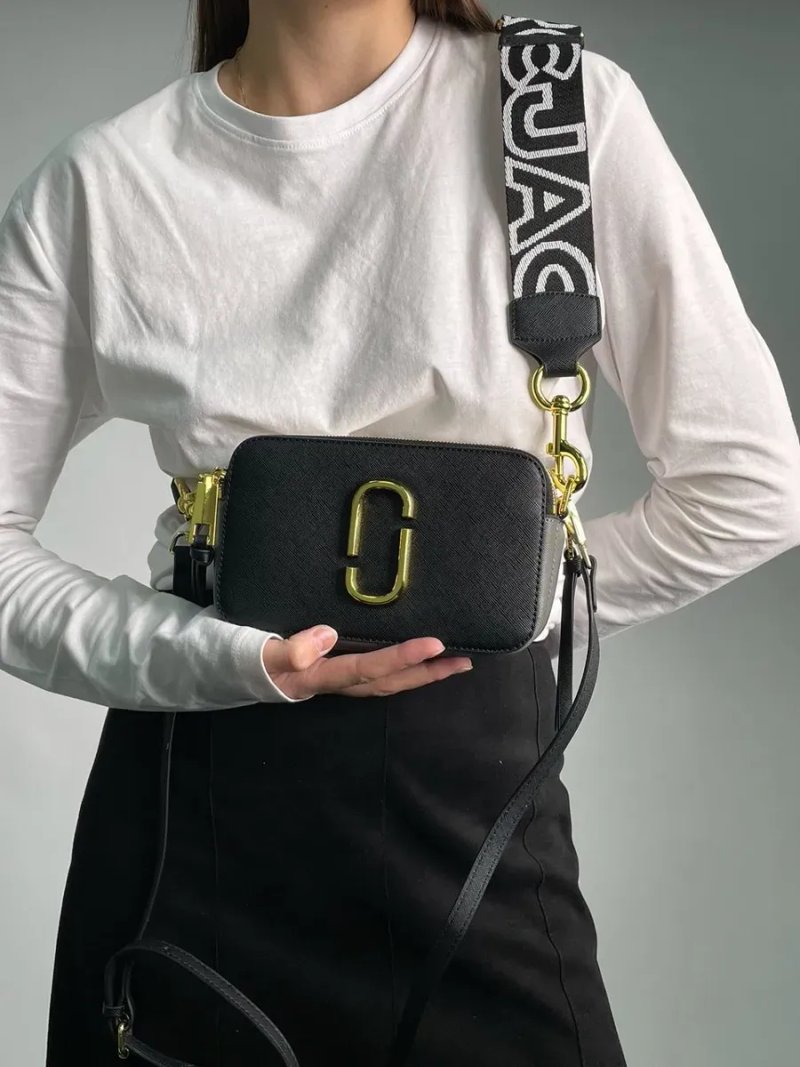 Сумка жіноча Marc Jacobs The Snapshot Black/Gold копія 1:1 — фото 4
