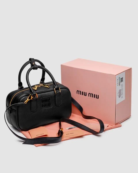 Сумка жіноча Miu Miu Arcadie Leather Bag Black копія 1:1