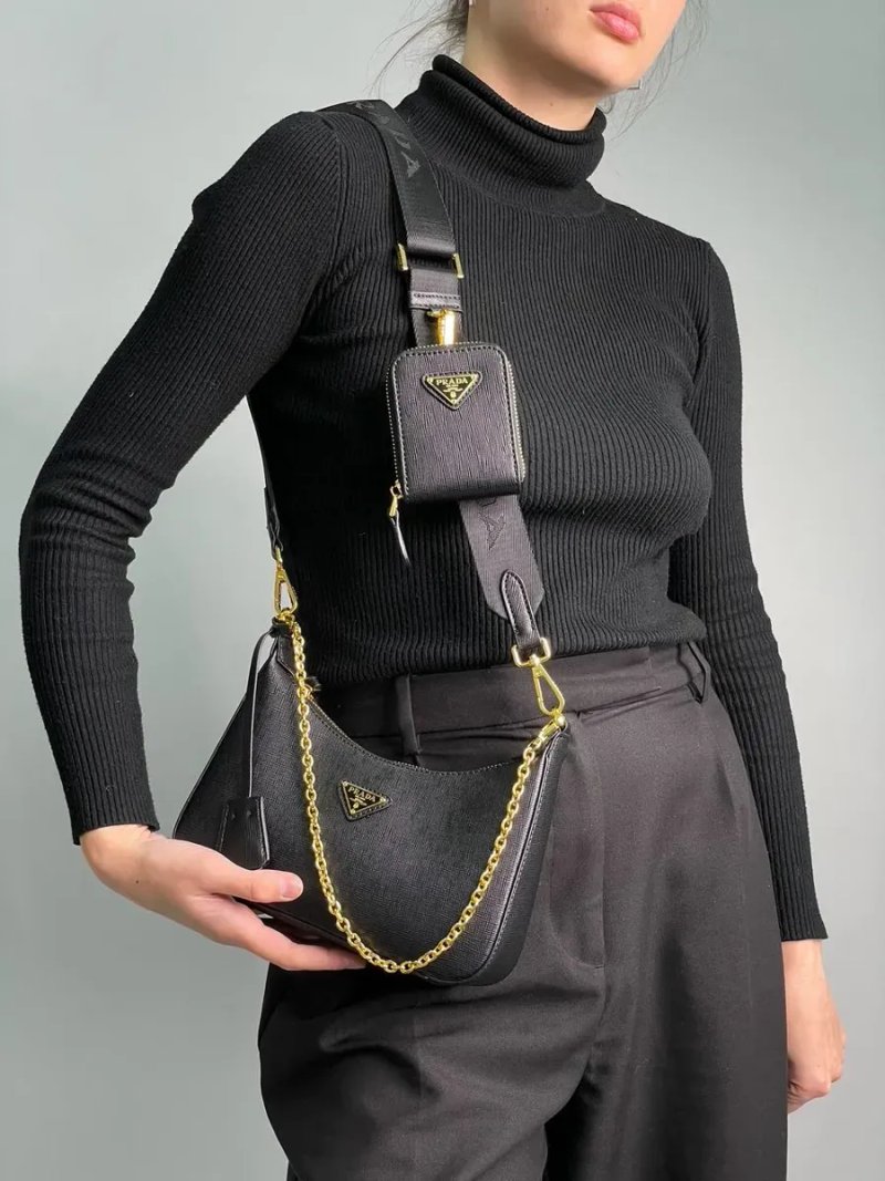 Сумка жіноча Prada Re-Edition 2005 Saffiano Leather Bag Black копія 1:1 — фото 5