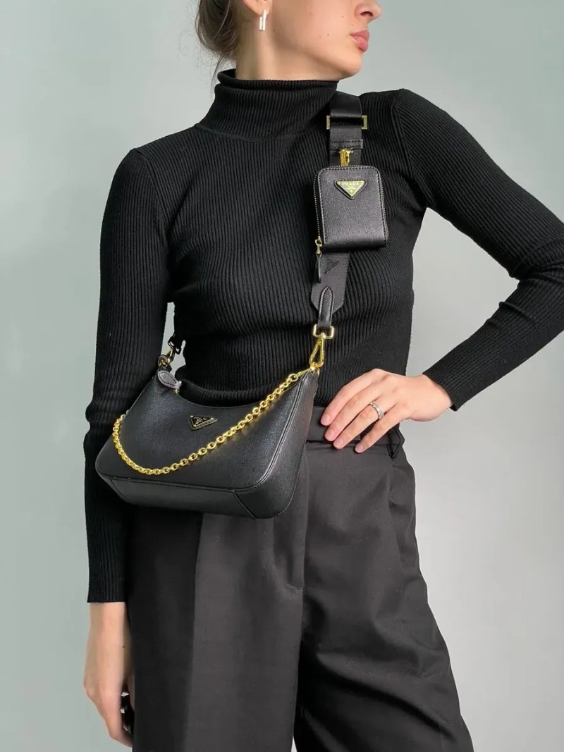 Сумка жіноча Prada Re-Edition 2005 Saffiano Leather Bag Black копія 1:1 — фото 6