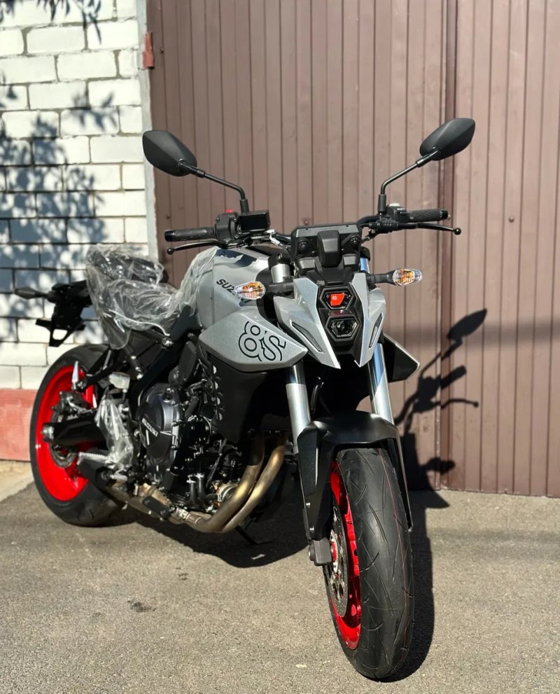 Suzuki GSX-8S Новий 2025рік 0км по ціні б.у.! — фото 3
