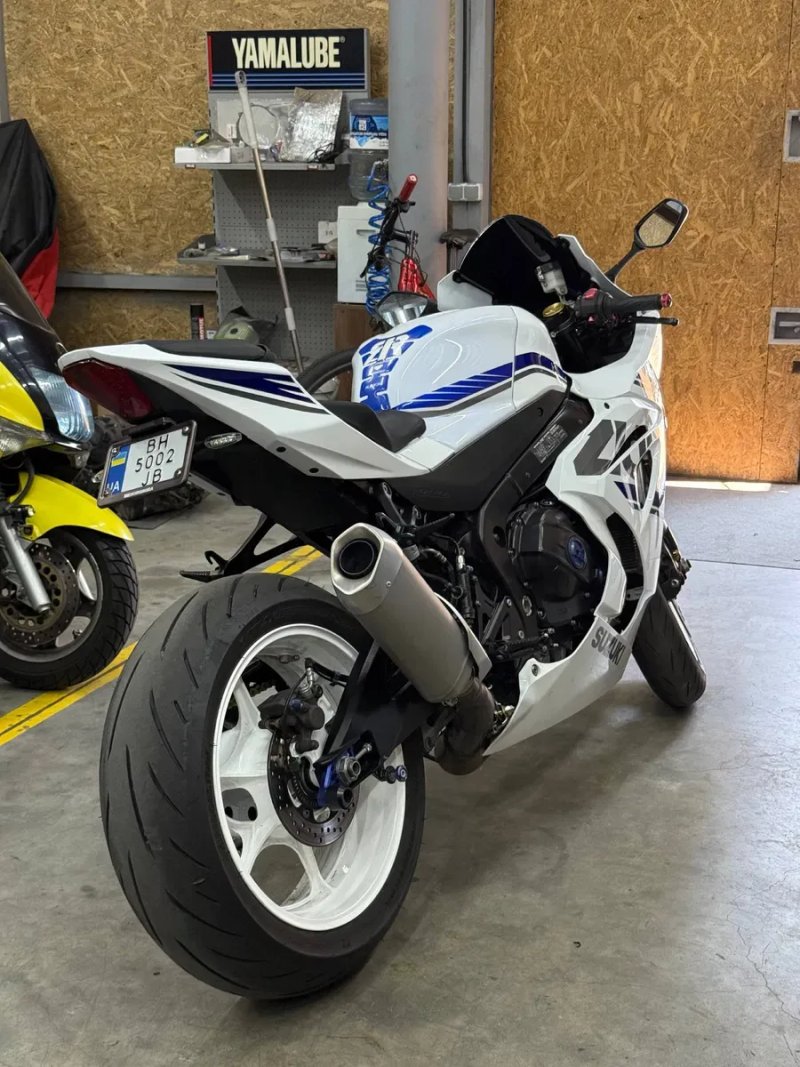 Suzuki GSX-R 1000 — фото 8