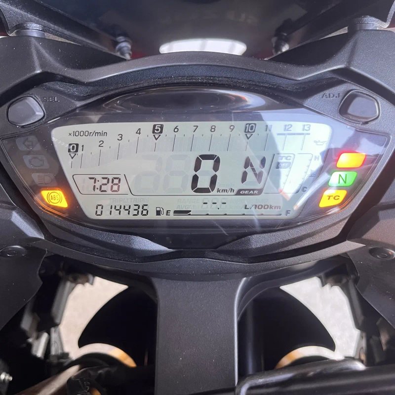 Suzuki GSX-S 1000F Тільки з Японії . БЕЗКОШТОВНА ДОСТАВКА — фото 6