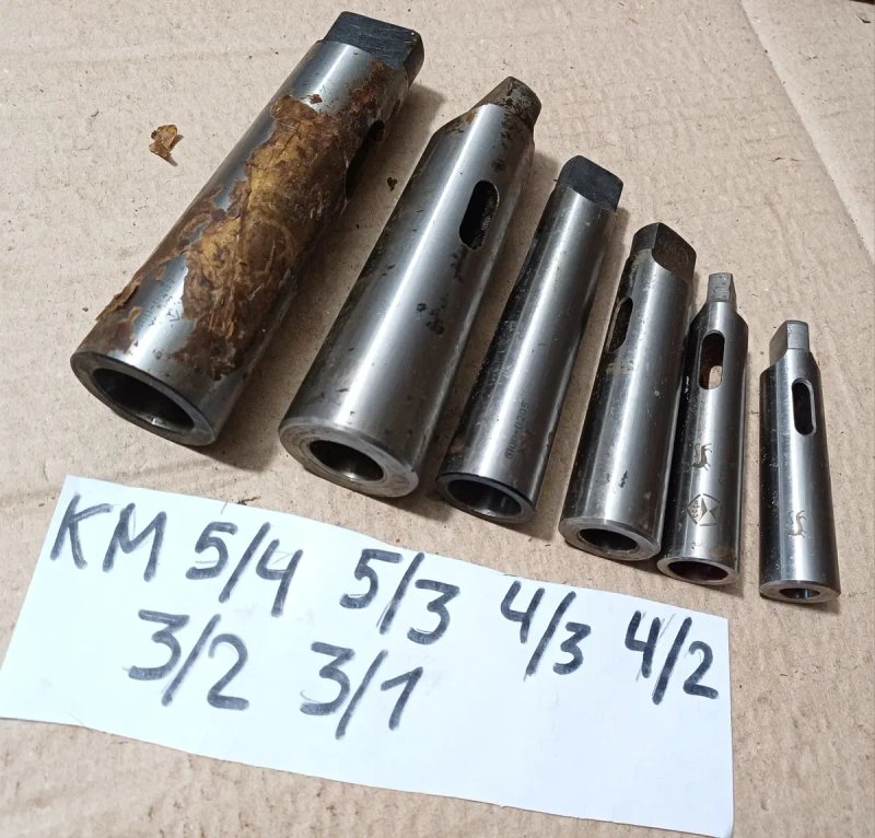 Сверло верстатне токарне з конічним хвостовиком СРСР Р6М5 Р9 Р12 Р6М5К5 Р9К5, втулки перехідні, розвертки машинні, різці токарні, центра обертові — фото 2