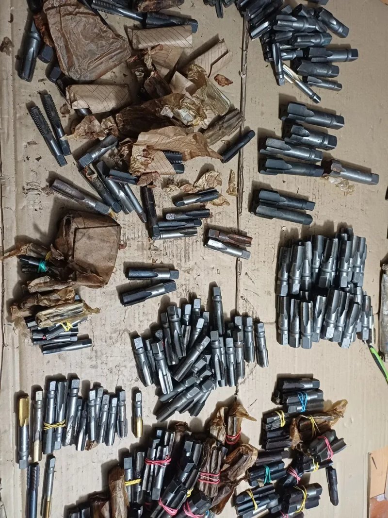 Сверло верстатне токарне з конічним хвостовиком СРСР Р6М5 Р9 Р12 Р6М5К5 Р9К5, втулки перехідні, розвертки машинні, різці токарні, центра обертові — фото 7