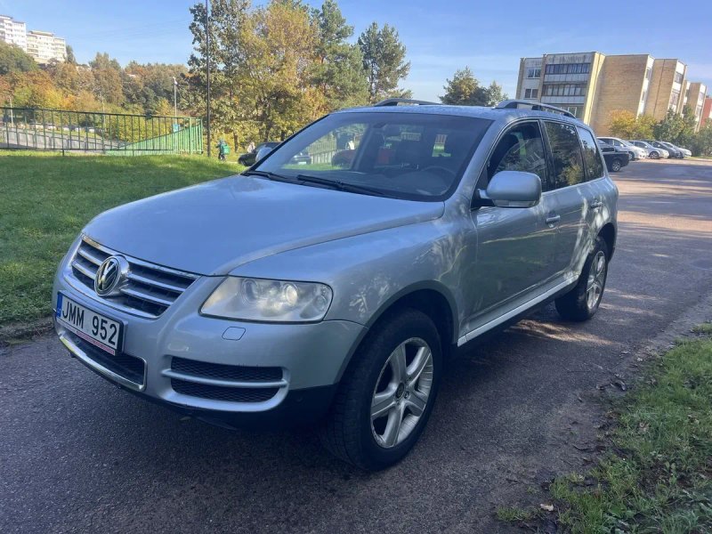 Свіжопригнаний Vw Touareg  4*4 — фото 2