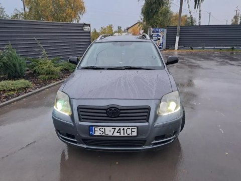 Таета авенсис 2.0д