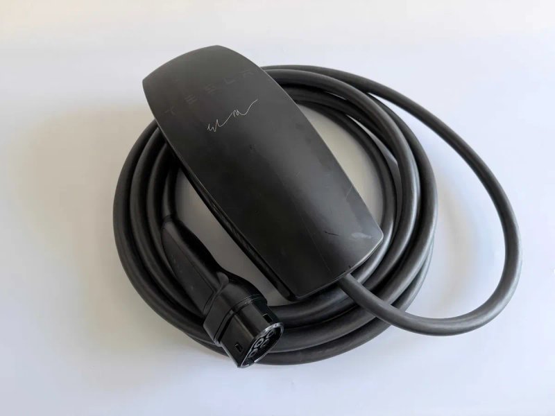 Tesla Wall Connector Gen 2 Limited Edition Black | Європа | Оригінал — фото 2