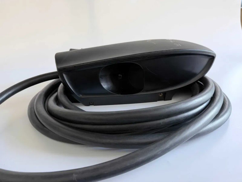 Tesla Wall Connector Gen 2 Limited Edition Black | Європа | Оригінал — фото 4