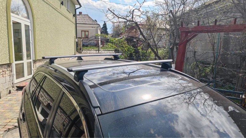 Thule Поперечини аеродинамічні перемички інтегровані рейлінги багажник на дах на кришу гладкий дах штатні отвори Wingbar Evo Audi Volkswagen Тюле — фото 8