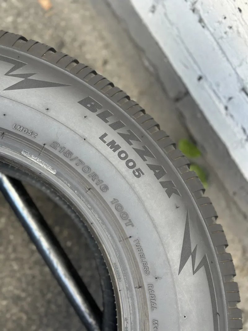 Топові шини‼️ Bridgestone Blizzak LM005 100T 215/70 r16 6.3мм 2024рік‼️Зимові шини — фото 5