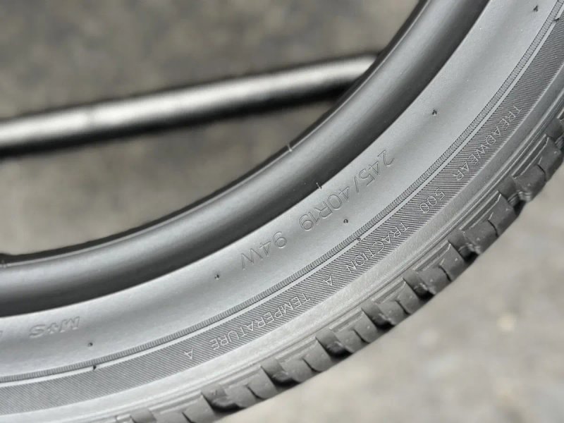 Топові шини‼️ Hankook Kinergy 4S2 94W 245/40 r19 7.8мм 2023рік‼️Всесезонні шини — фото 6