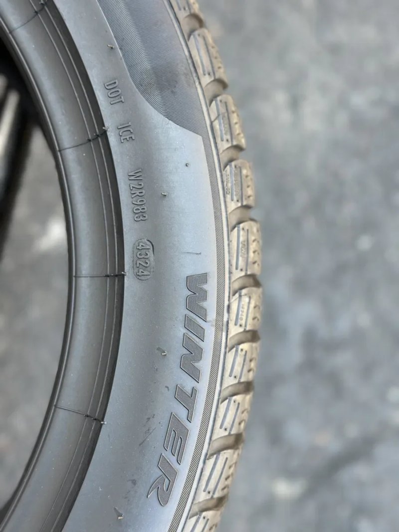 Топові шини‼️ Pirelli SottoZero3 96Н 255/35 r19 6.8мм 2024рік‼️ Зимові шини — фото 8