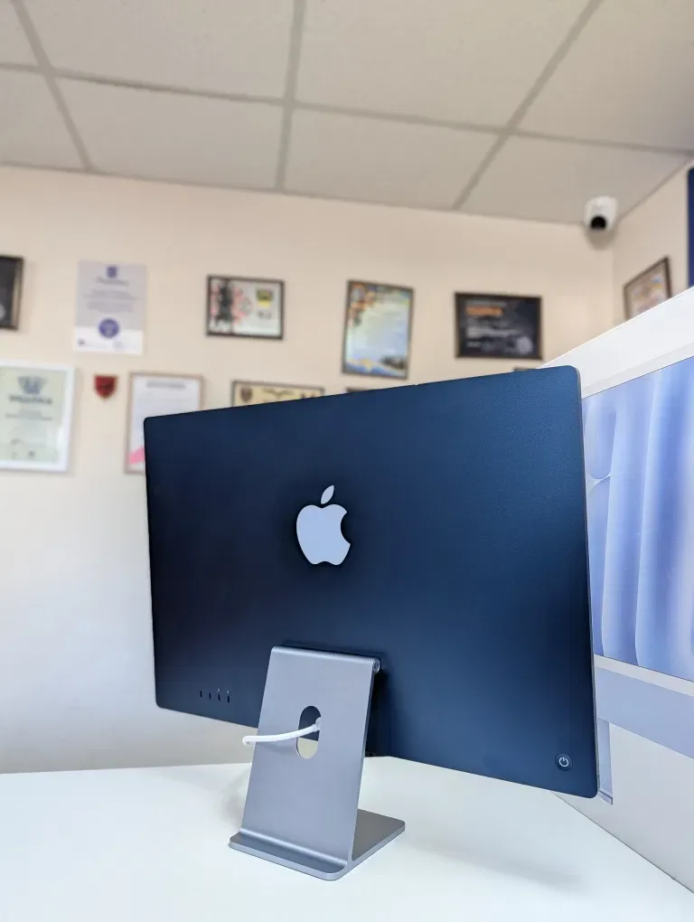 Топовий Моноблок Apple iMac A2438/24"/Retina/4.5K/256/8/Apple M1/10з10 — фото 2