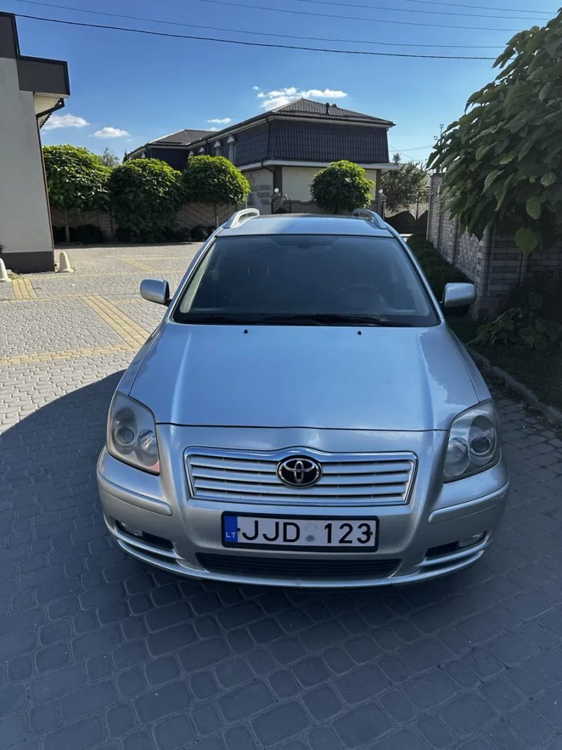 Toyota Avensis 2.0 дизель D4D 2005 рік авто в Україні сів поїхав — фото 2