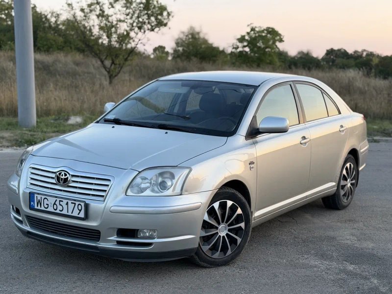 Toyota Avensis 2.0 tdi — фото 2