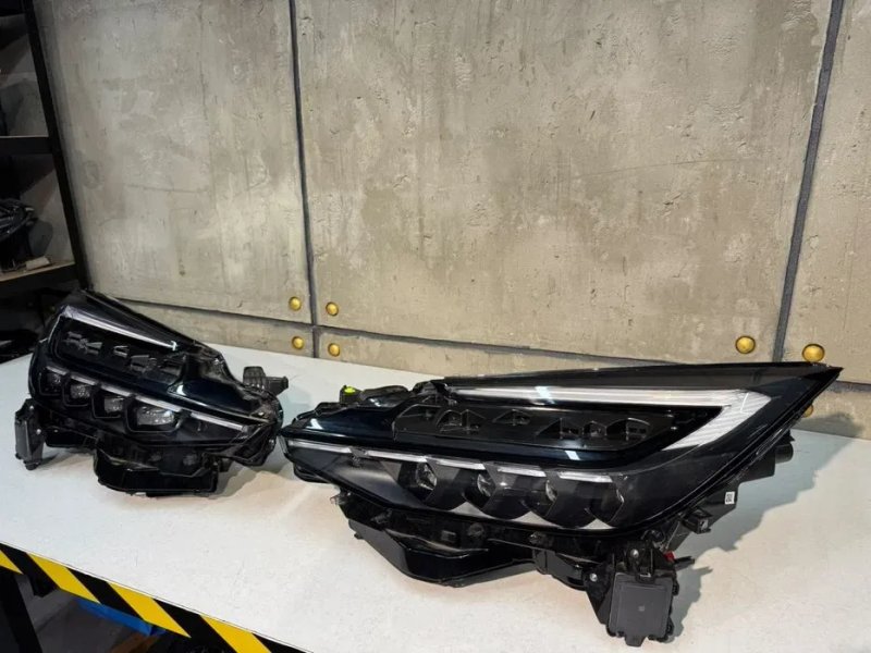Toyota C-HR II Full LED Adaptive LED фара ліва права комплект OEM Europe 81150-F4510 81110-F4510 — фото 2