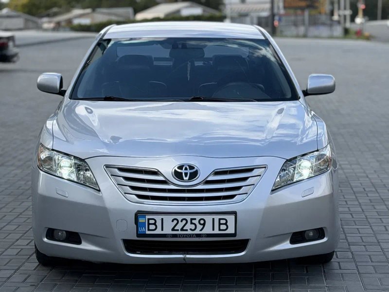 Toyota Camry 2.4 ГАЗ/БЕНЗИН — фото 2