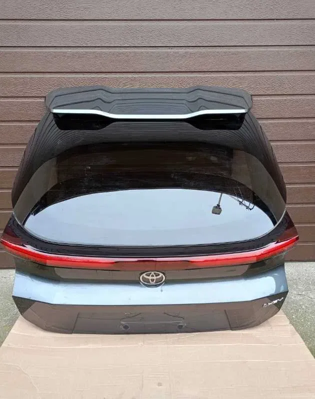 TOYOTA CH-R II 2023-  Кришка багажника — фото 4