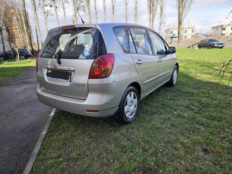 Toyota Corolla Verso 2002 рік 2.0 дизель для військових — фото 3