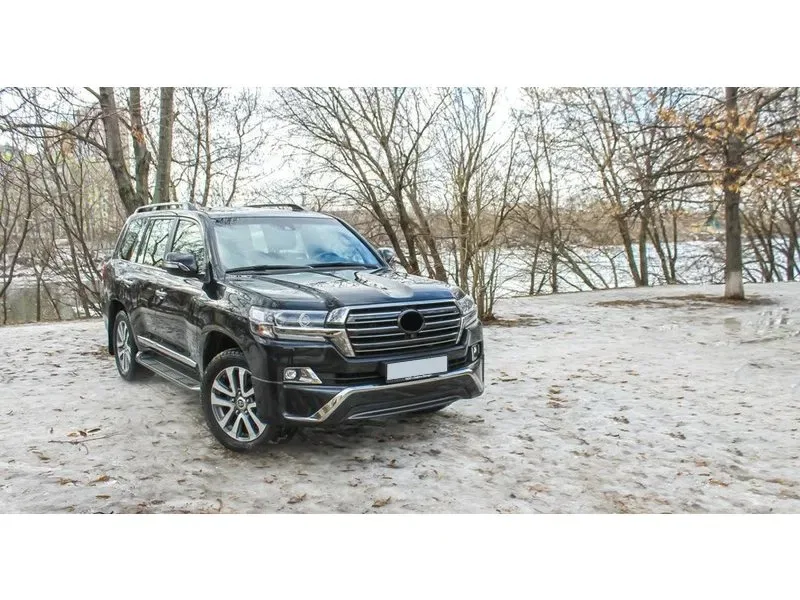 Toyota Land Cruiser 200 Комплект обвісів 2016+ (Executive 2016) Біла — фото 6